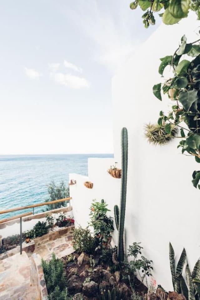 Canary Casita Next To The Atlantic Ocean Radazul Стая снимка